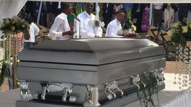 Umugogo w'umwami Kigeli V Ndahindurwa ugeze i Nyanza