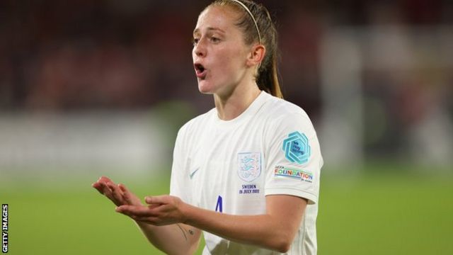 How England's Lucy Bronze has been playing through the pain during Euro  2022 tournament, Football News