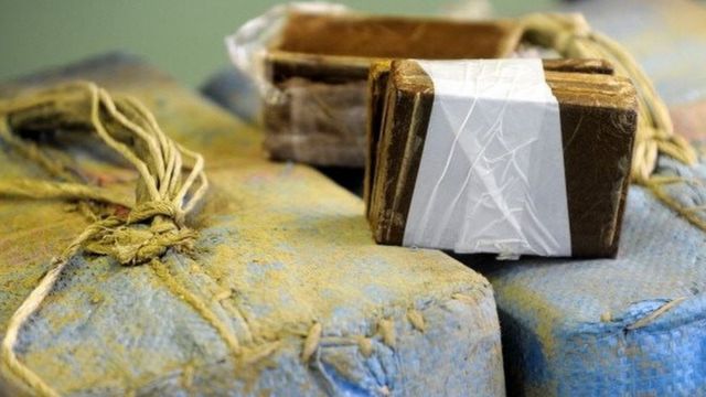 c'est une ressortissante du Malawi qui a tenté de rentrer au Mali avec la drogue