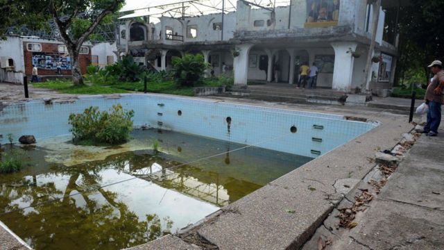 Pablo Escobar, Kolombia, narkoba, taman hiburan, Hacienda Napoles