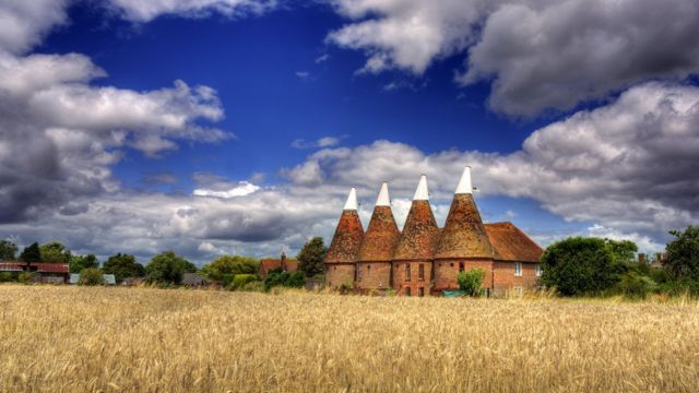 Сушилки для хмеля в графстве Кент.