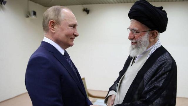 دیدار آیت الله خامنه ای و ولادیمیر پوتین در تهران. مقام های ایرانی به حمله نظامی روسیه به اوکراین همدلی نشان دادند
