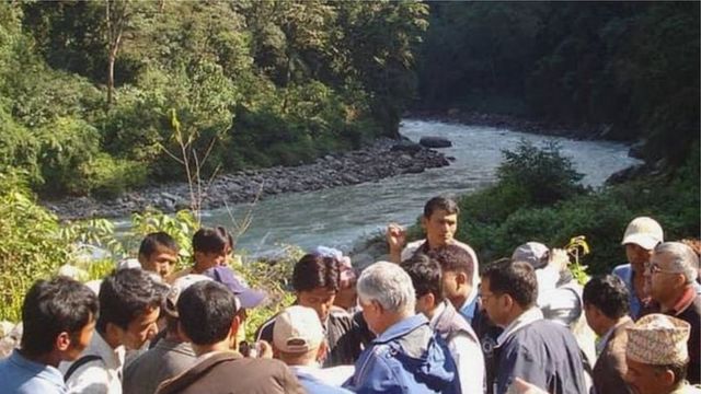 अरुण नदी 