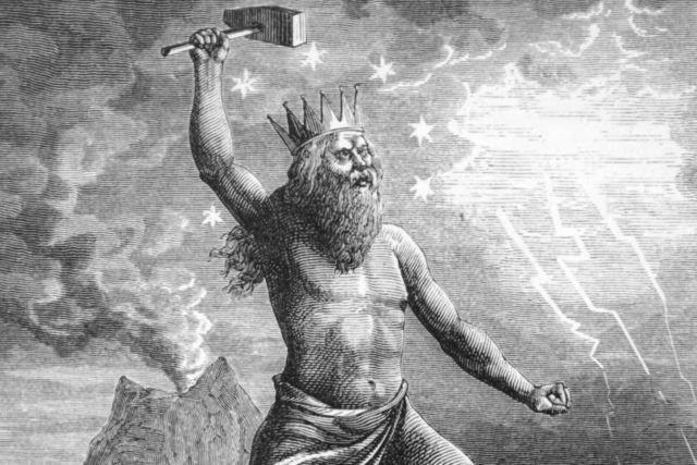 Ukiran yang menggambarkan Thor, putra Odin, dewa petir dan penerangan dalam mitologi Nordik.