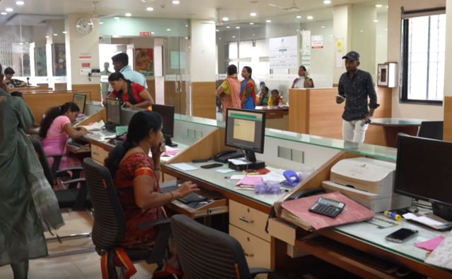 மான் தேஷி மகிளா கூட்டுறவு வங்கி