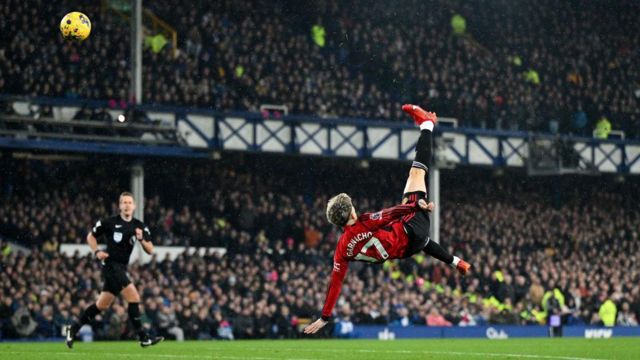 Alejandro Garnacho of Manchester United scores spectacularly against Everton