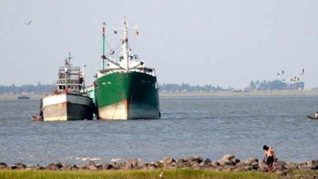 மியான்மர் நகரை கைப்பற்றிய கிளர்ச்சியாளர்கள்