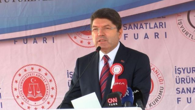 Wasiirka Cadaaladda Turkiga
