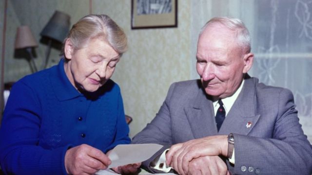 Franciszek Gajowniczek junto a su esposa