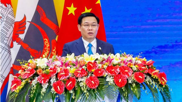 Phó thủ tướng Việt Nam Vương Đình Huệ phát biểu tại China-ASEAN Expo lần thứ 15 tại Nam Ninh, Trung Quốc hồi tháng 9