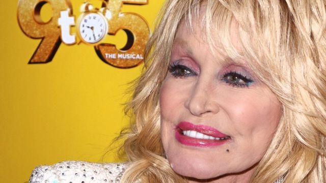 Dolly Parton's 9 to 5 'energetic but lightweight'