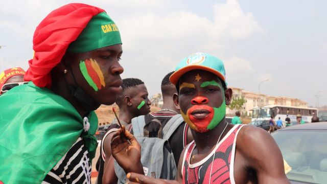 Supporters camerounais