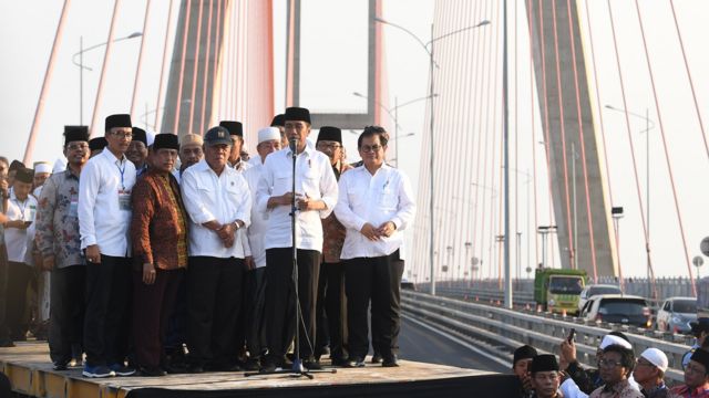 Jembatan Suramadu