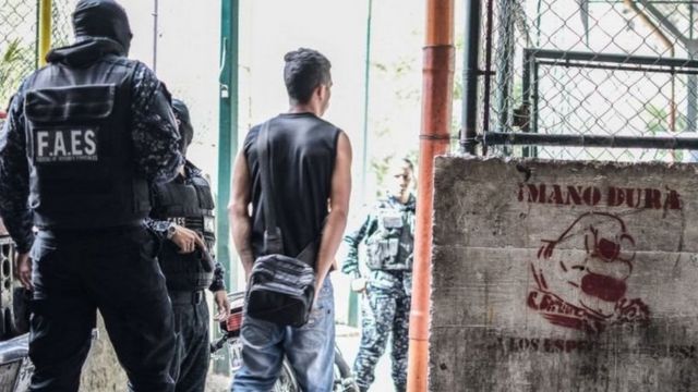 Venezuela Cota 905 El Barrio De Caracas Que Durante 3 Días Fue Escenario De Una Batalla Campal 4031