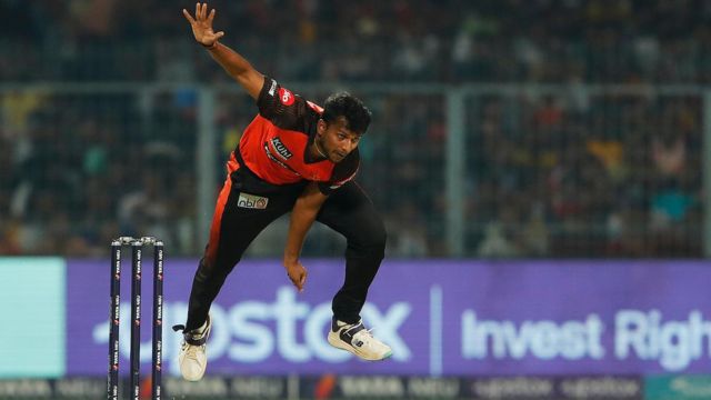 நடராஜன் அசத்தல்