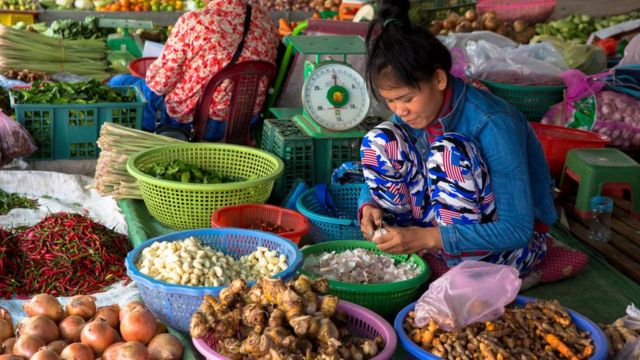 El mercado de la mañana en Battambang, Camboya.