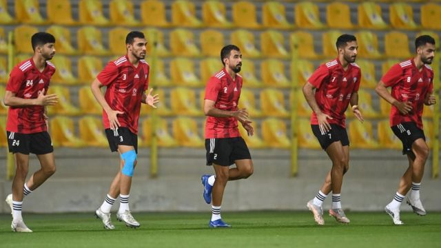 Đội tuyển UAE tập luyện chuẩn bị cho trận đấu sống còn với Việt Nam.