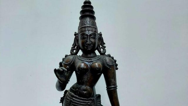 பழங்கால சிலைகள்