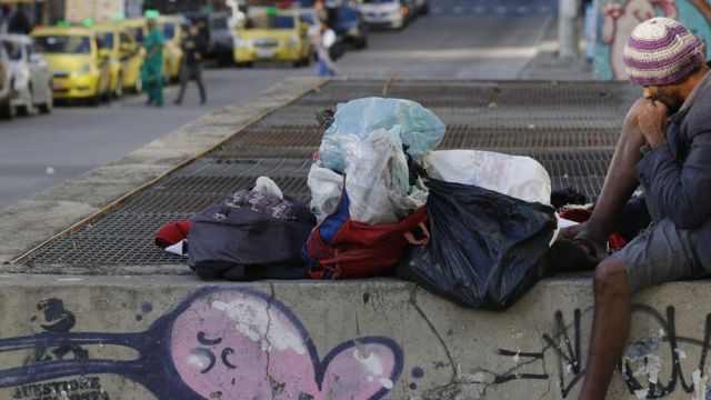 Moradores de rua: os planos do governo Lula para os mais de 200 mil brasileiros em miséria
