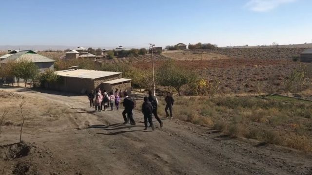 Янгиликлар. Ўзбекистон: Ҳоким ҳам киролмаган қишлоқда нималарни кўрдик ...