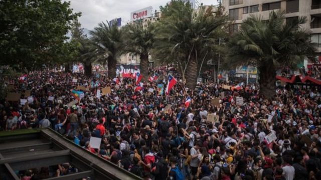 चिली: बढ़ती असमानता के खिलाफ दस लाख लोगों का प्रदर्शन