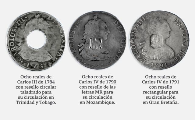 La imagen contempla 3 imágenes de reales de a ocho acuñados en distintos años y reselladas en varias partes del mundo. Aquí se muestran las monedas que circularon en Trinidad y Tobago, Mozambique y Gran Bretaña.
