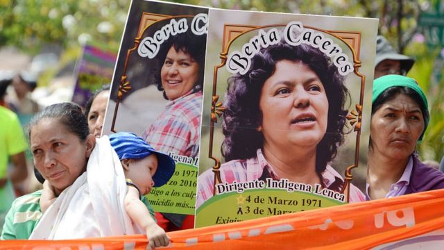 Marcha en homenaje a Berta Cáceres