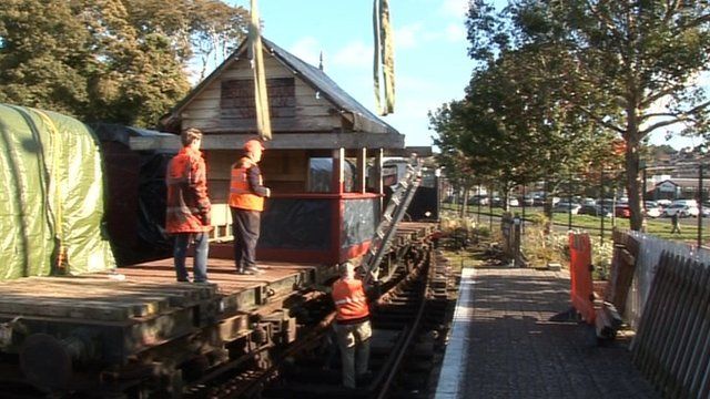 Signal cabin