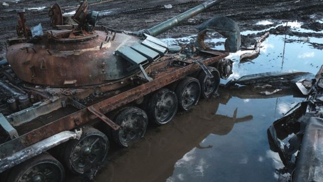 Подбитый российский танк. 25 сентября