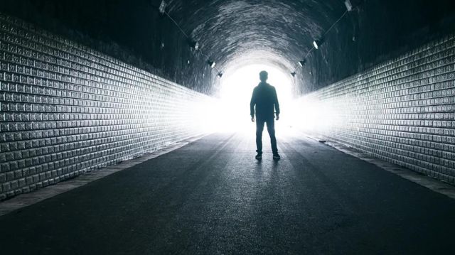 யாரோ உடன் இருத்தல் போன்ற உணர்வு