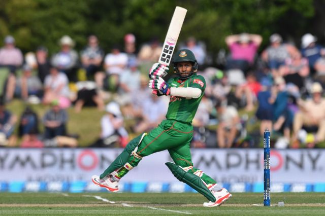 বাংলাদেশ টেস্ট দলের অধিনায়ক মুশফিকুর রহিম
