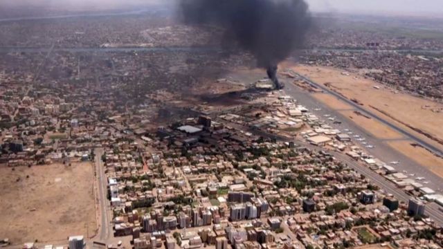 مطار الخرطوم المدني