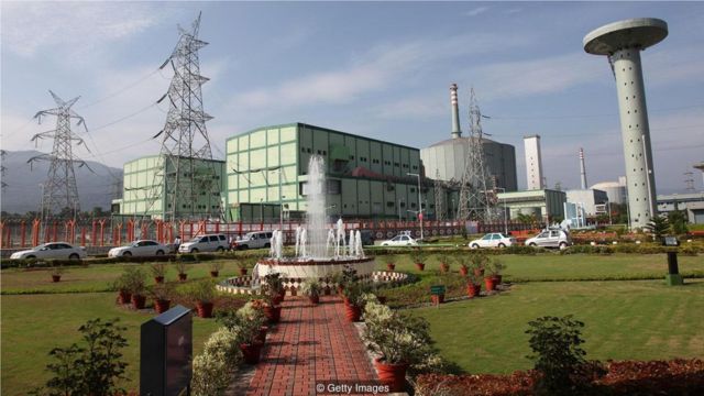 印度正投入巨資以研發核工程項目，包括圖中的四座重水反應堆，位於印度南部卡納塔卡邦境內的凱加核電廠。