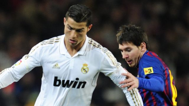 Cristiano Ronaldo y Lionel Messi en juego