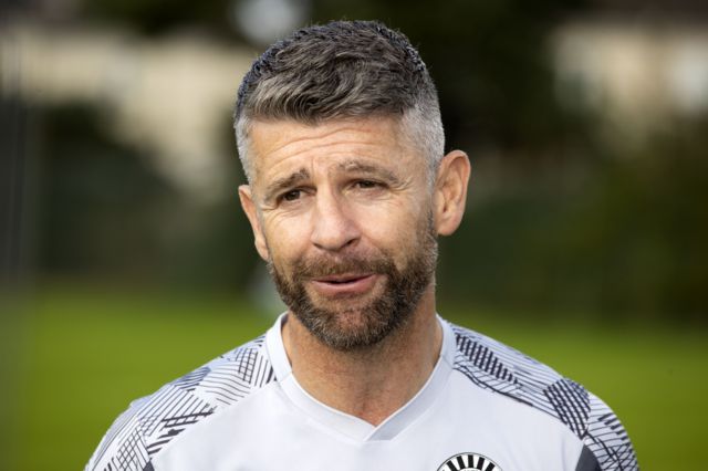 Stephen Robinson 