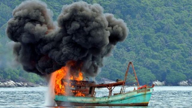 Việt Nam, Indonesia, Biển Đông