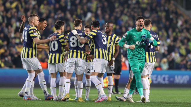 Fenerbahçe kazanarak, Sivasspor mağlubiyetle Avrupa'ya veda etti