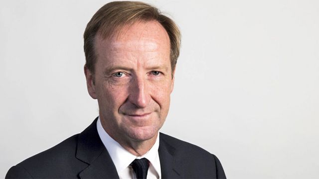 Глава МИ-6 Алекс Янгер