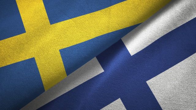 Banderas de Suecia y Finlandia