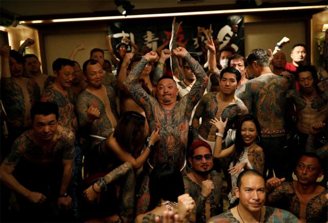 Tattoos in Japan: Why they're so tied to the yakuza - BBC News