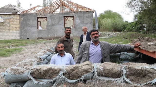 Война в Карабахе, день пятый: Эрдоган советует Путину и Макрону не лезть с мирными предложениями - BBC News Русская служба