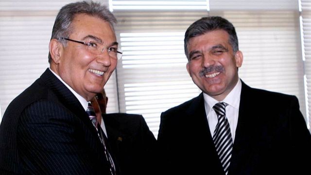 24 Nisan 2007, o dönemde CHP Genel Başkanı olan Baykal, dönemin Dışişleri Bakanı Abdullah Gül ile görüşmüştü.