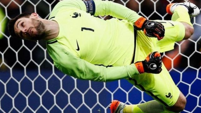 Hugo Lloris ya koma Tottenham ne daga Lyon ta Faransa
