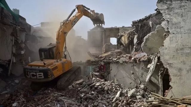 புல்டோசர்கள்