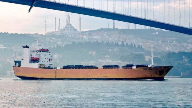 Amiral Tkaçenko gemisi Suriye'ye askeri araçlar taşırken