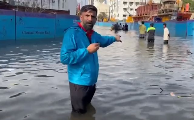 சென்னை மழை: ஊடகவியலாளர்களை மிரட்டுகிறதா திமுக? திமுகவை பாஜகவுடன் ஒப்பிடுவது சரியா?