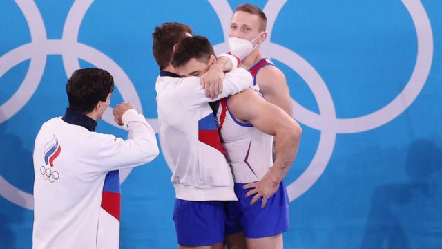 Os ginastas russos Nikita Nagorny, Artur Dalaloyan, David Belyavsky e Denis Ablyazin venceram nas Olimpíadas de Tóquio. Esta é a primeira medalha de ouro olímpica para atletas russos neste esporte desde 1996.