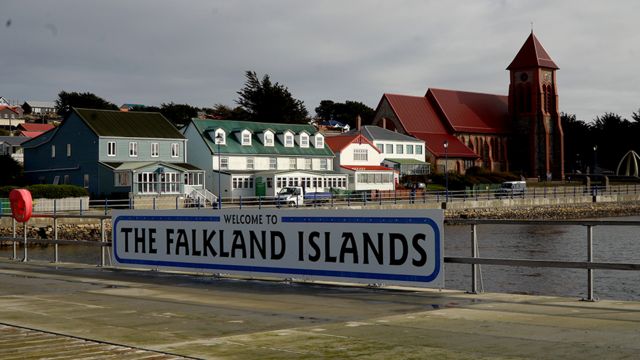 Puerto de Stanley en las islas Malvinas/Falklands