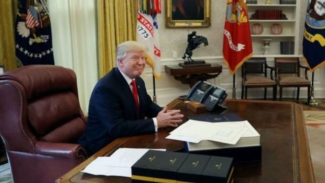صور منزل دونالد ترامب مزين بالذهب الخالص وأغلى من البيت الأبيض دنيا الوطن