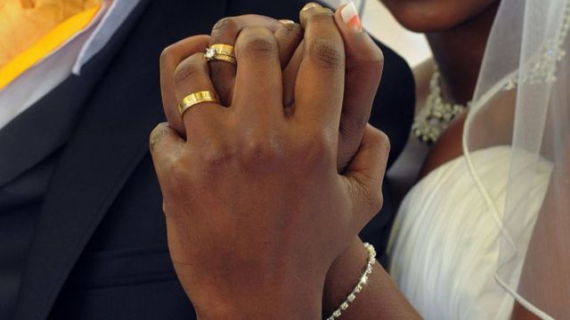 interdiction mariage nuit Mombassa Kenya Gang crime sécurité